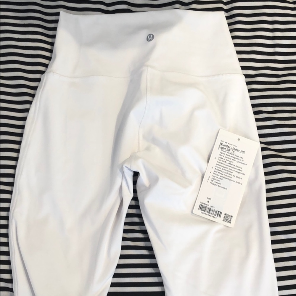 Brand new white wunder under HR